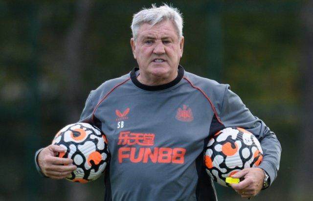 体育平台-【早报】马不停蹄！国足凌晨抵达苏州驻地开始隔离！