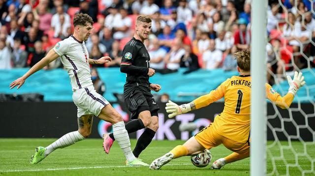 官方网站-【复盘】比赛输在勒夫没有B方案，勒夫输在自我否定