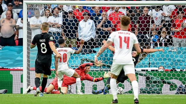 官方网站-【复盘】比赛输在勒夫没有B方案，勒夫输在自我否定